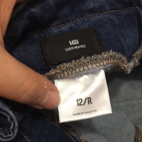 Paperbag waist shorts - Picture 10 of 11